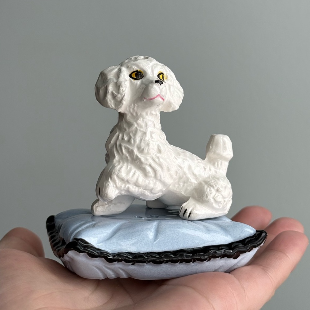 Vintage Kitschy Poodle Dog Cushion Salt and Pepper Shakers Functional Ceramic